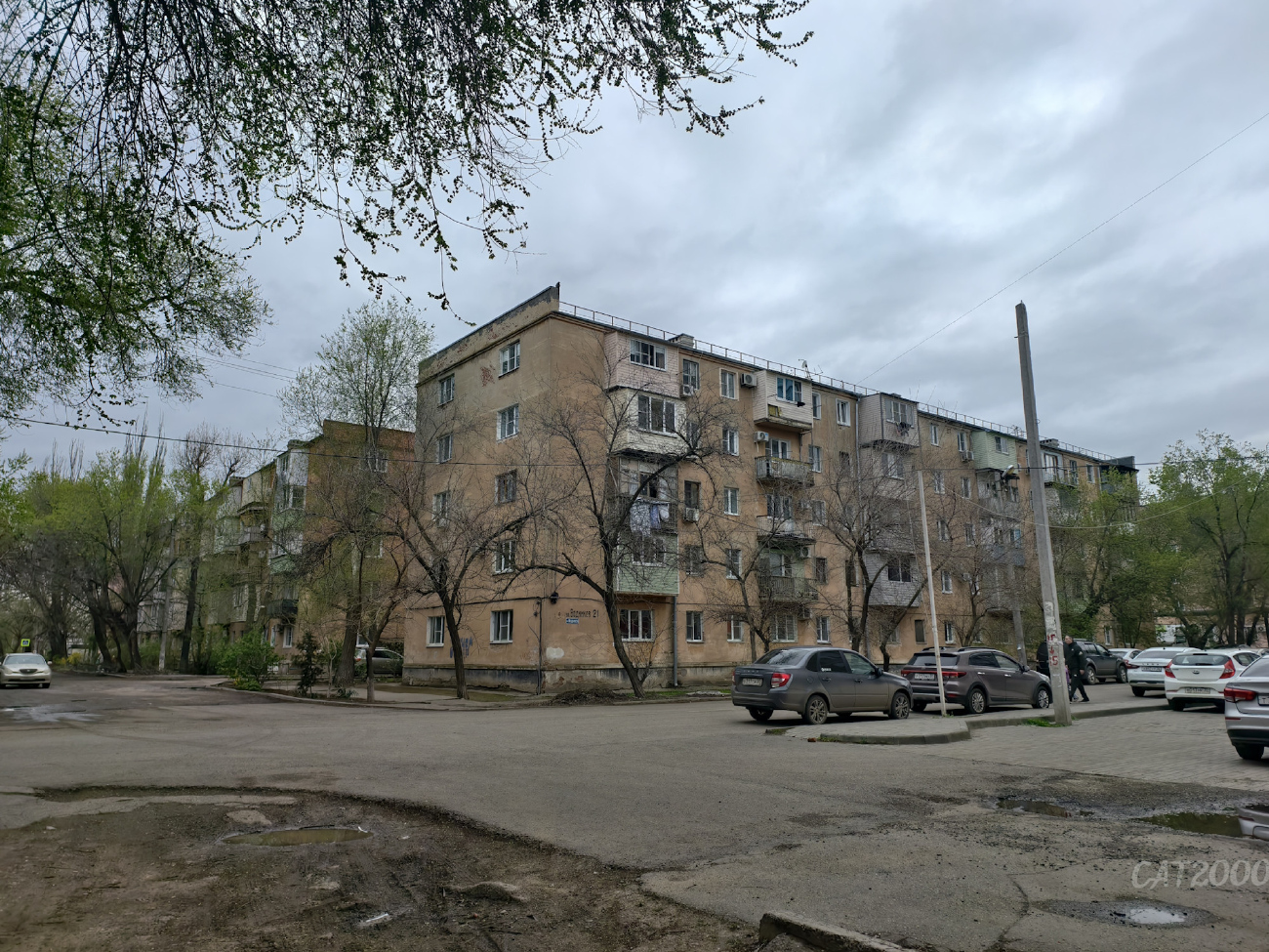 Астрахань, Капитанская улица, 28Б; Улица Водников, 21