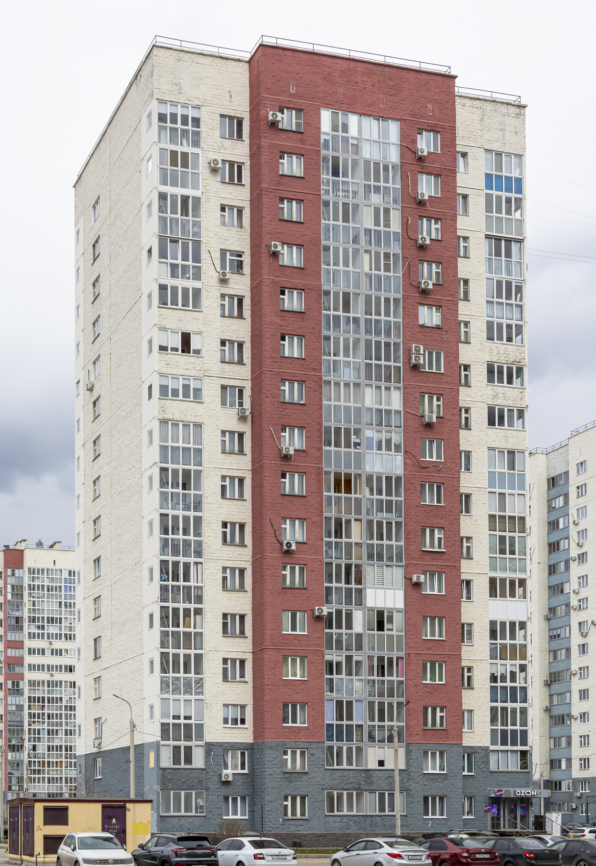 Уфа, Улица Валерия Лесунова, 8Б; Улица Валерия Лесунова, 8А