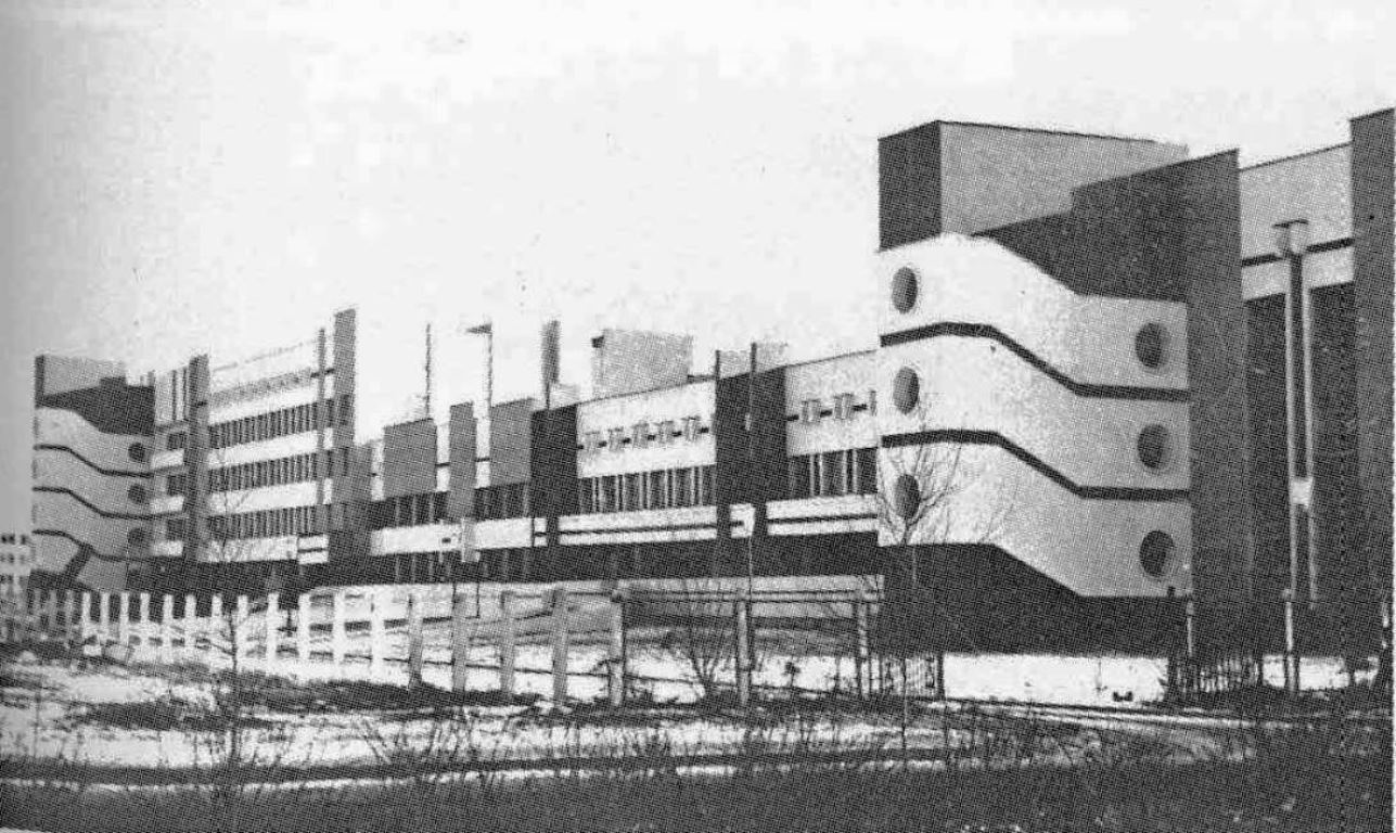 Пинск, Центральная улица, 11