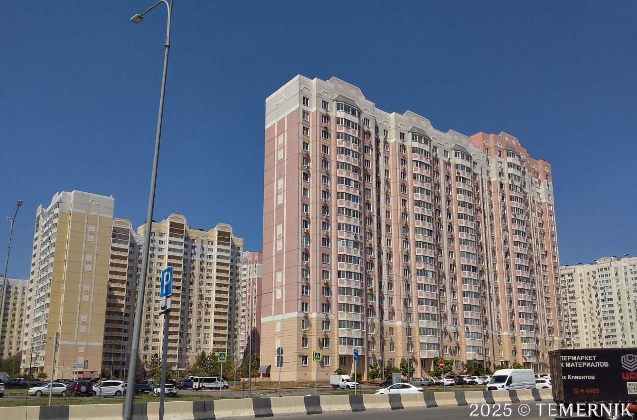 Ростов-на-Дону, Проспект Маршала Жукова, 27 корп. 1; Проспект Маршала Жукова, 27 / Улица Ерёменко, 90
