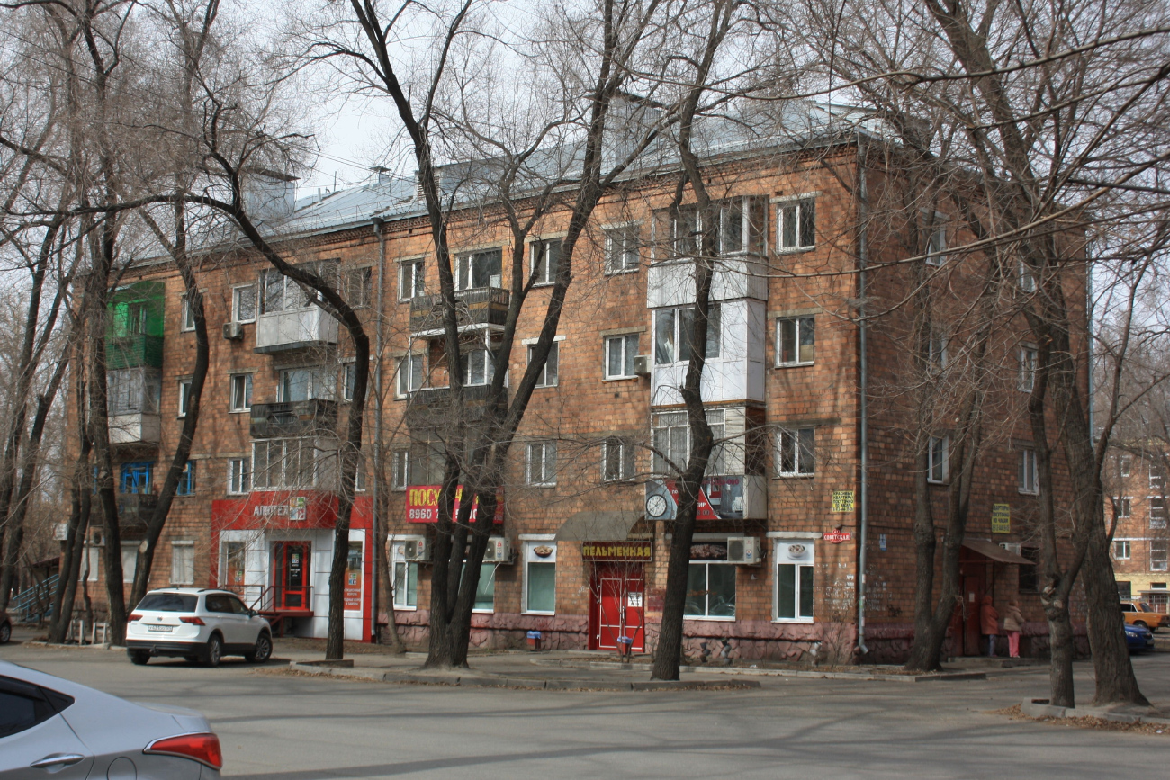 Абакан, Советская улица, 42