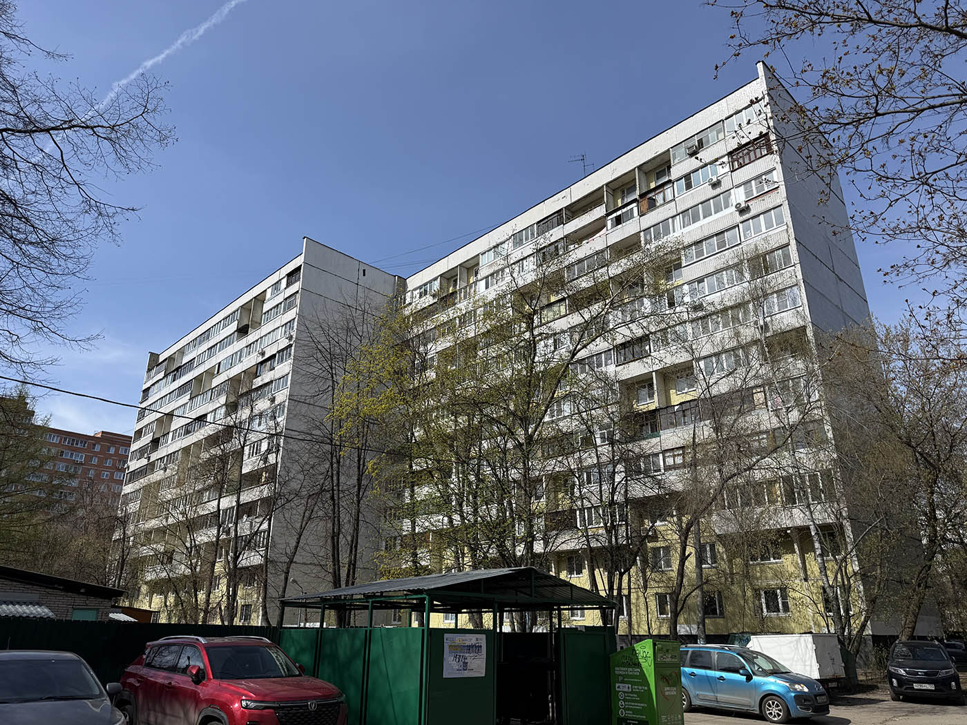 Королёв, Проспект Космонавтов, 8В; Проспект Космонавтов, 8Б