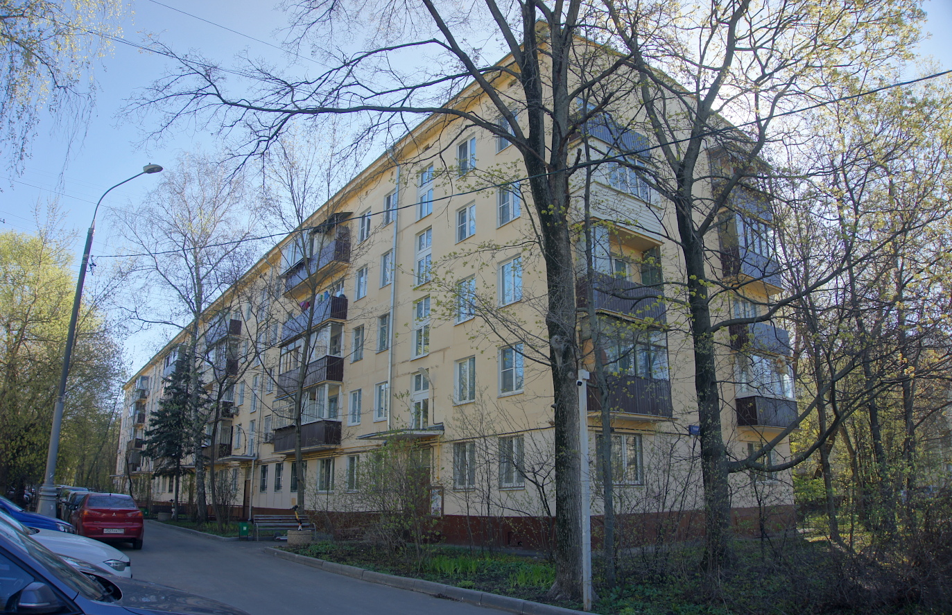 Масква, Планетная улица, 16