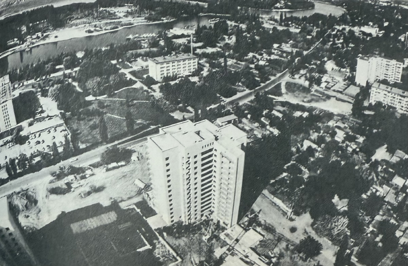 Krasnodar, Улица Кубанская Набережная, 52 корп. 1. Krasnodar — Исторические фотографии (до 2000 года)