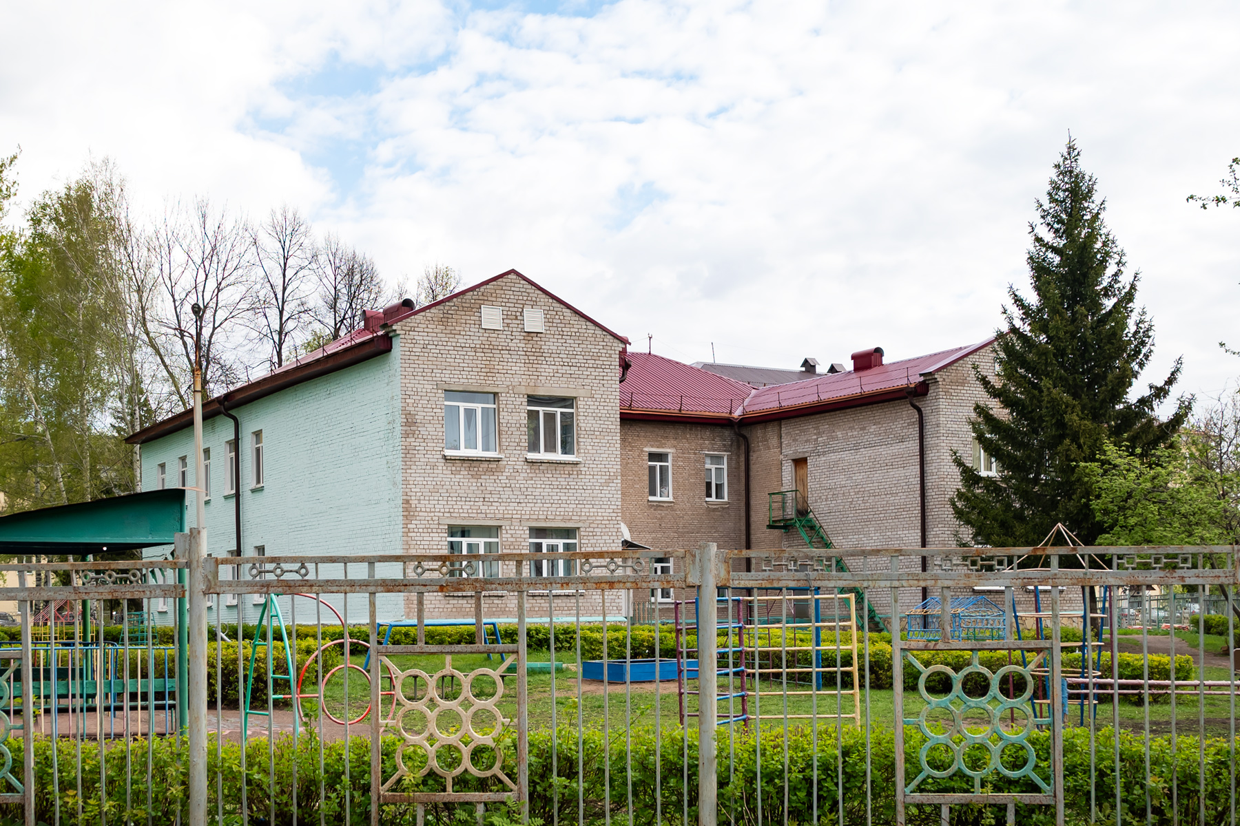 Ufa, Улица Космонавтов, 16