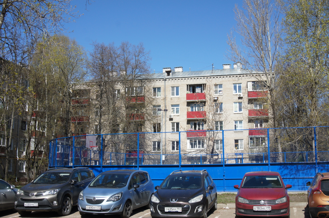 Москва, Улица Вучетича, 28 корп. 2