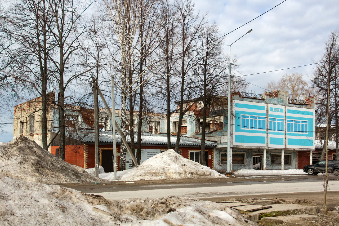 Красновишерск, Улица Гагарина, 27