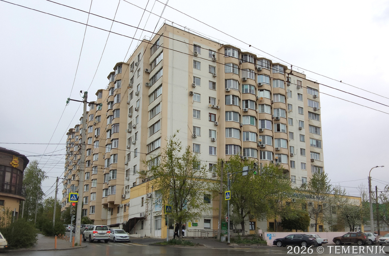 Ростов-на-Дону, Портовая улица, 458 / Переулок Богачёва, 52