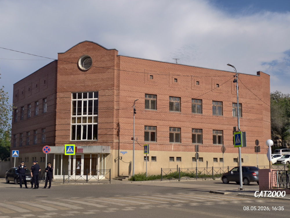 Володарский, Октябрьская площадь, 3А