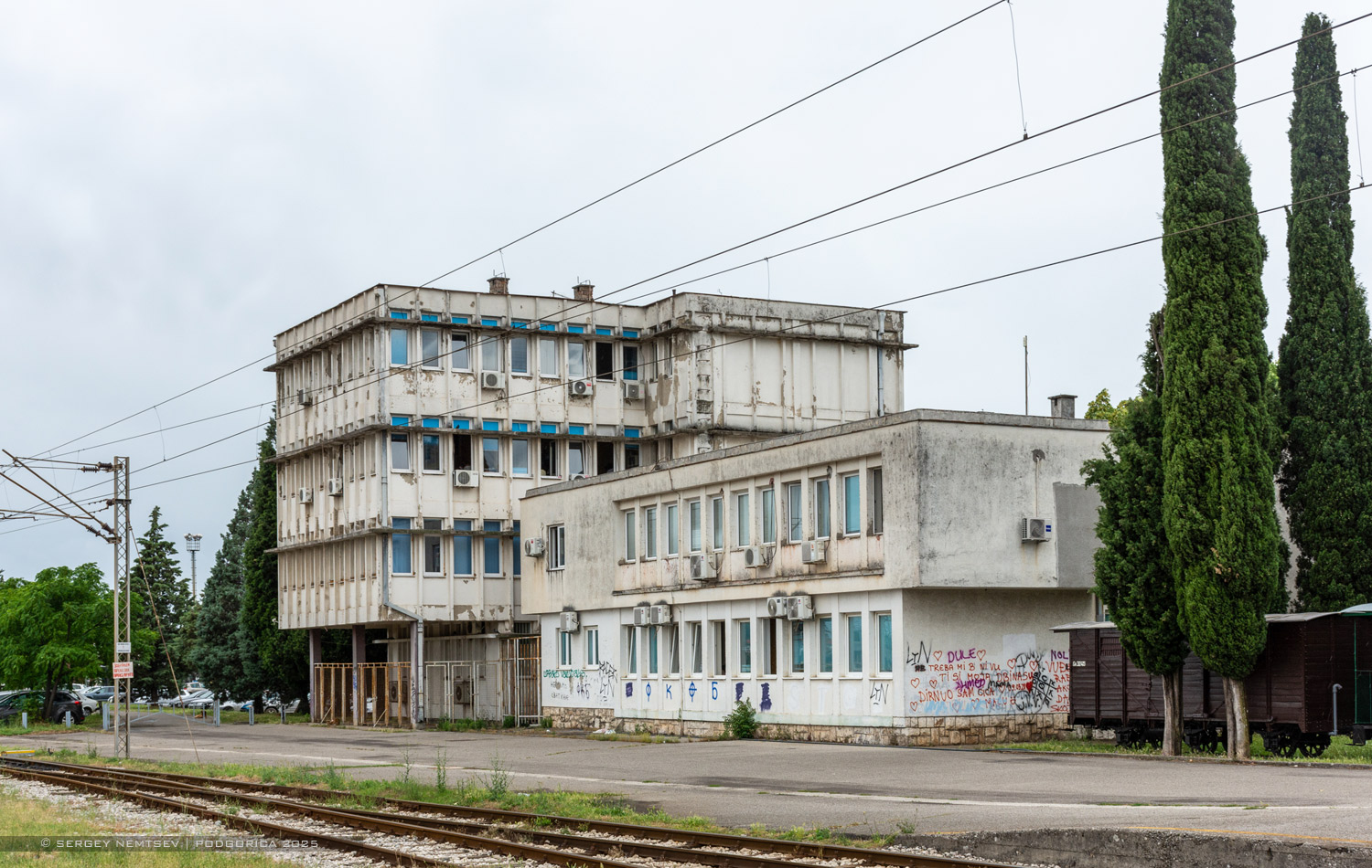 Подгорица, Trg Golootočkih Žrtava, 13