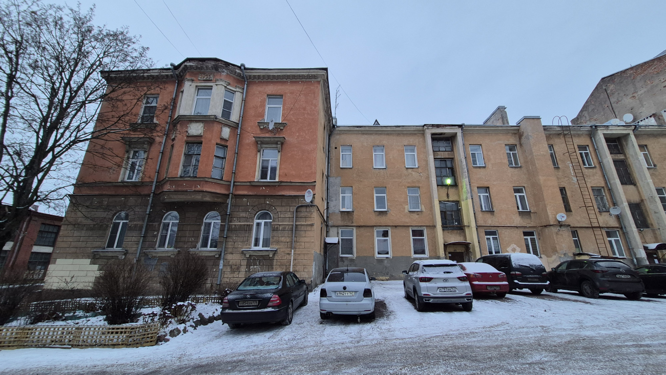 Vyborg, Ленинградский проспект, 7