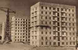 Москва, Проспект 60-летия Октября, 31 / Улица Гримау, 18 корп. 3; Москва, Проспект 60-летия Октября, 31 / Улица Гримау, 18 корп. 2