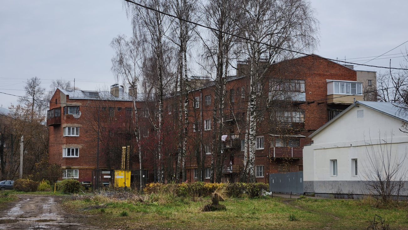Иваново, Улица Красных Зорь, 1