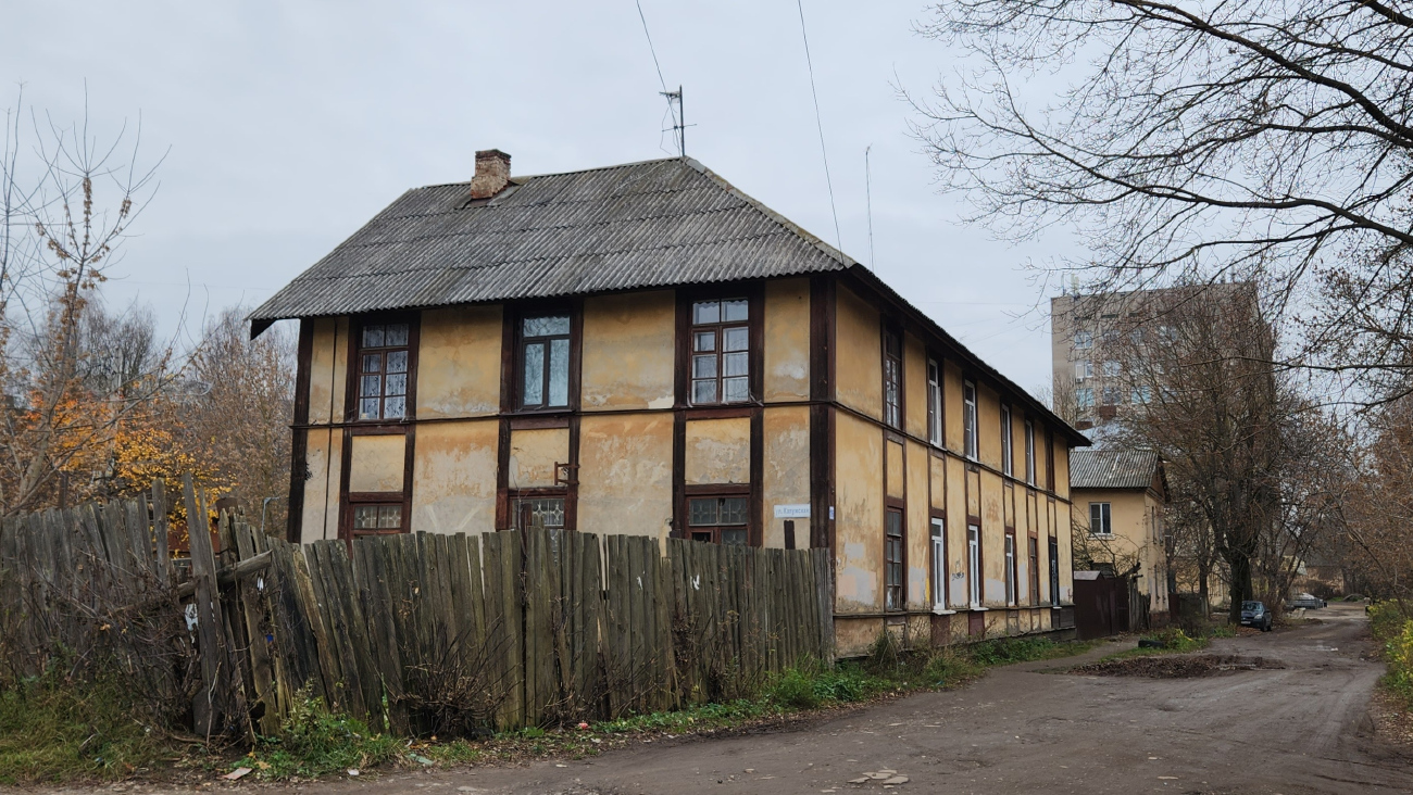 Иваново, Строительная улица, 1 / Калужская улица, 6