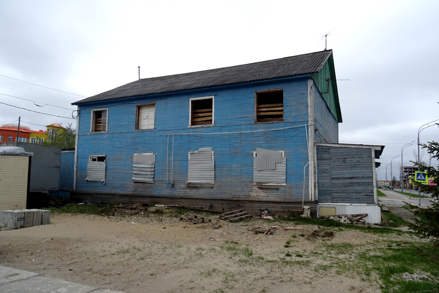 Naryan-Mar, Улица Пырерки, 9