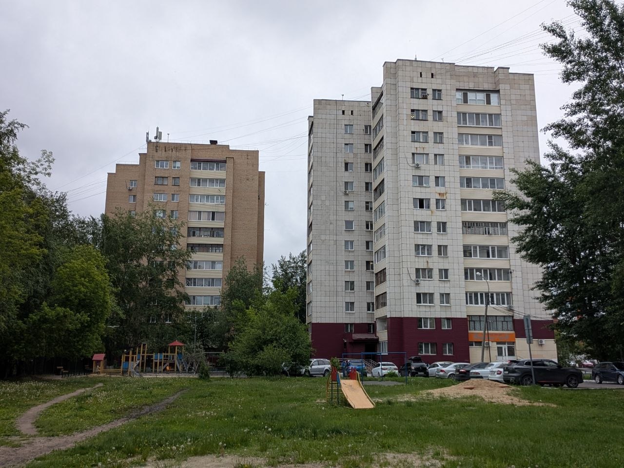 Тюмень, Широтная улица, 123; Улица Монтажников, 18