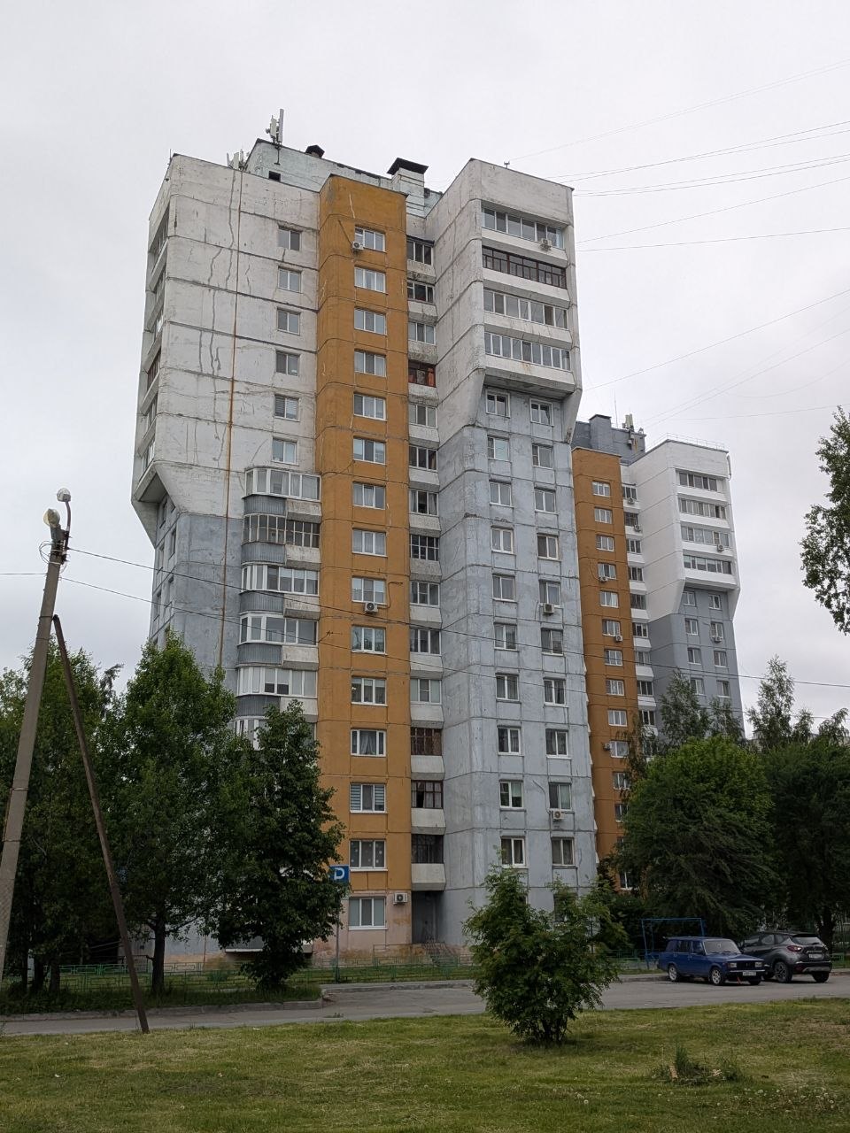 Тюмень, Широтная улица, 19А; Широтная улица, 19