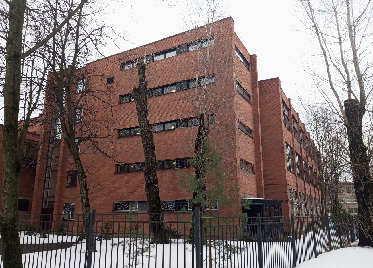 Санкт-Петербург, Новочеркасский проспект, 12 корп.  2