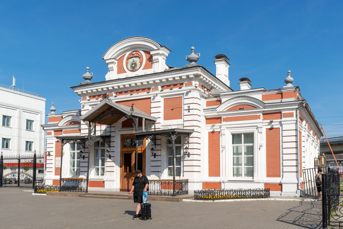 Нижний Новгород, Площадь Революции, 2Б