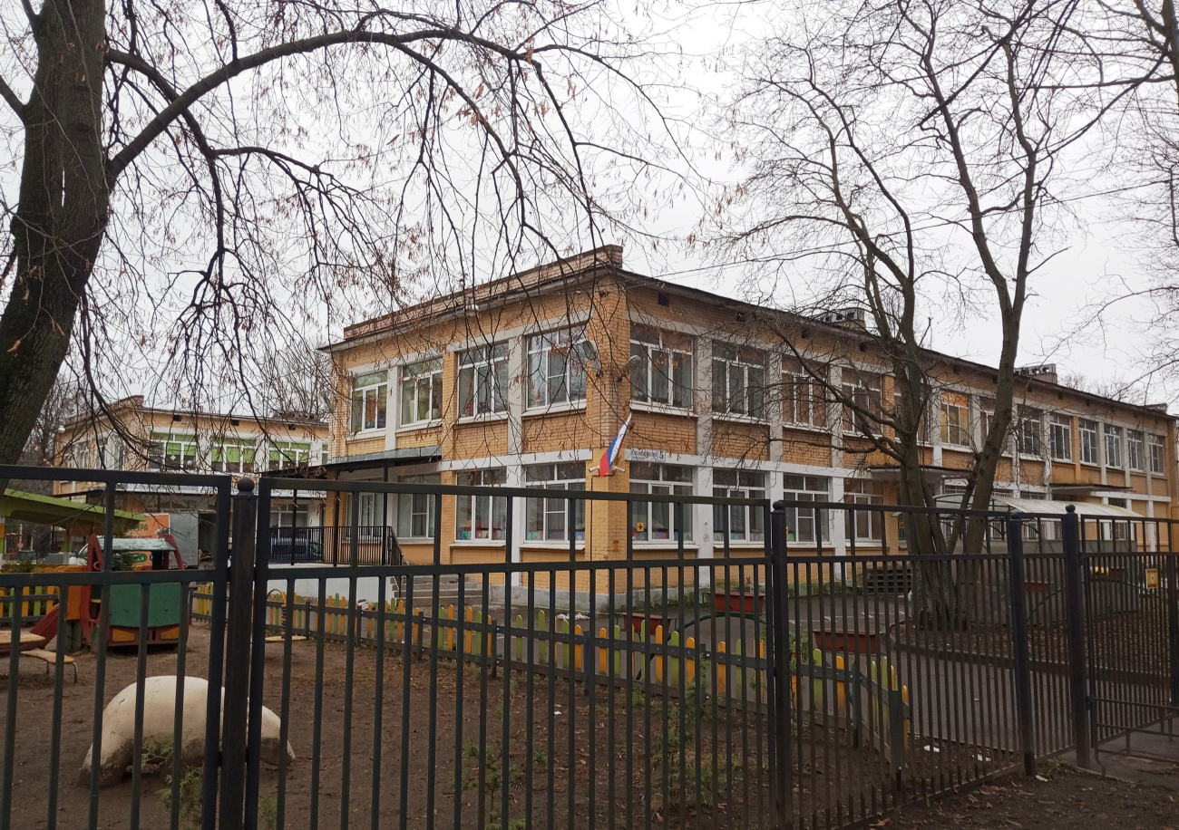 Санкт-Пецярбург, Среднеохтинский проспект, 5 корп. 2