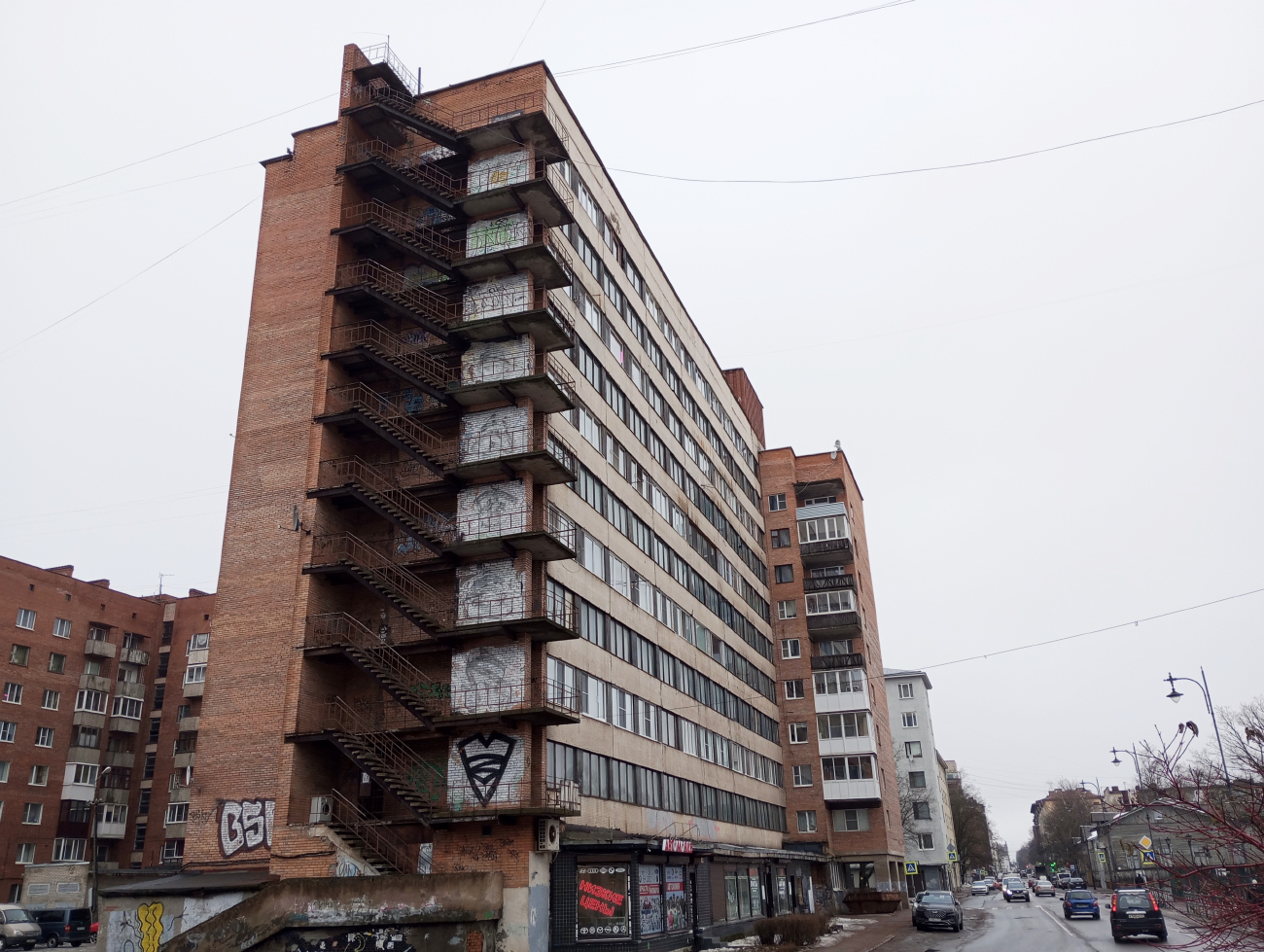 Vyborg, Бульвар Кутузова, 11