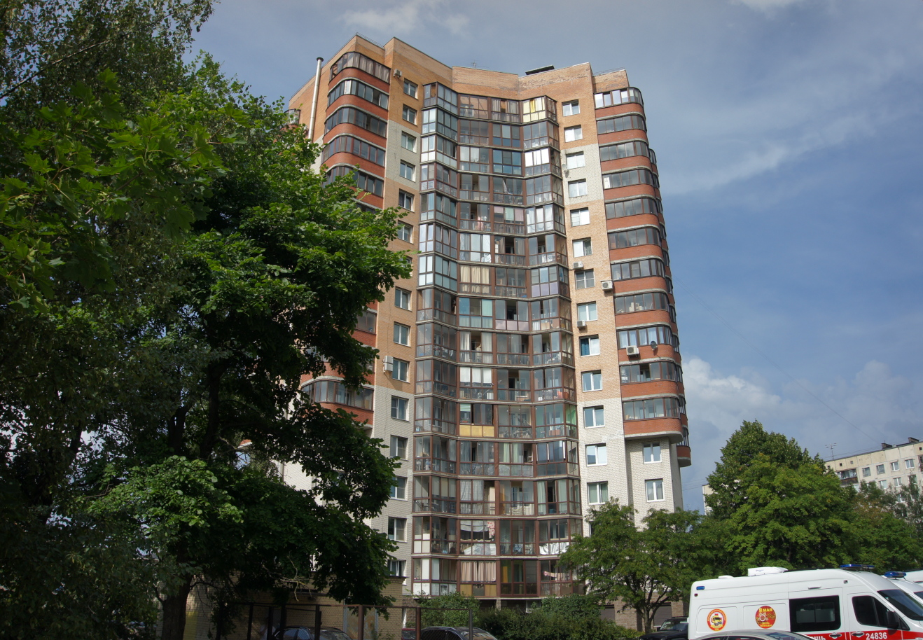Санкт-Петербург, Купчинская улица, 3 корп. 1