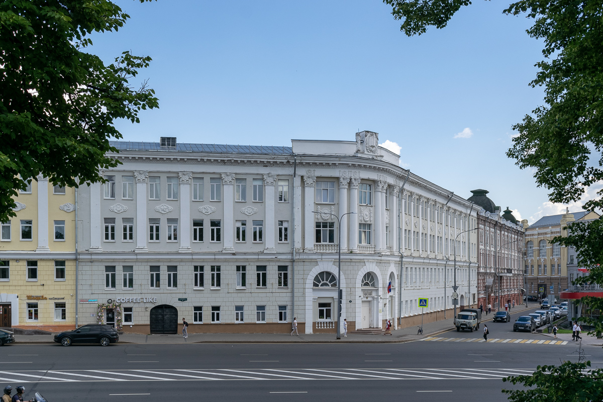 Nizhny Novgorod, Площадь Минина и Пожарского, 5