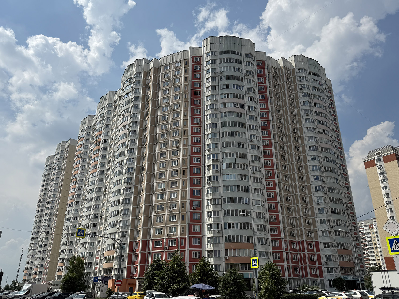 Путилково, Сходненская улица, 33