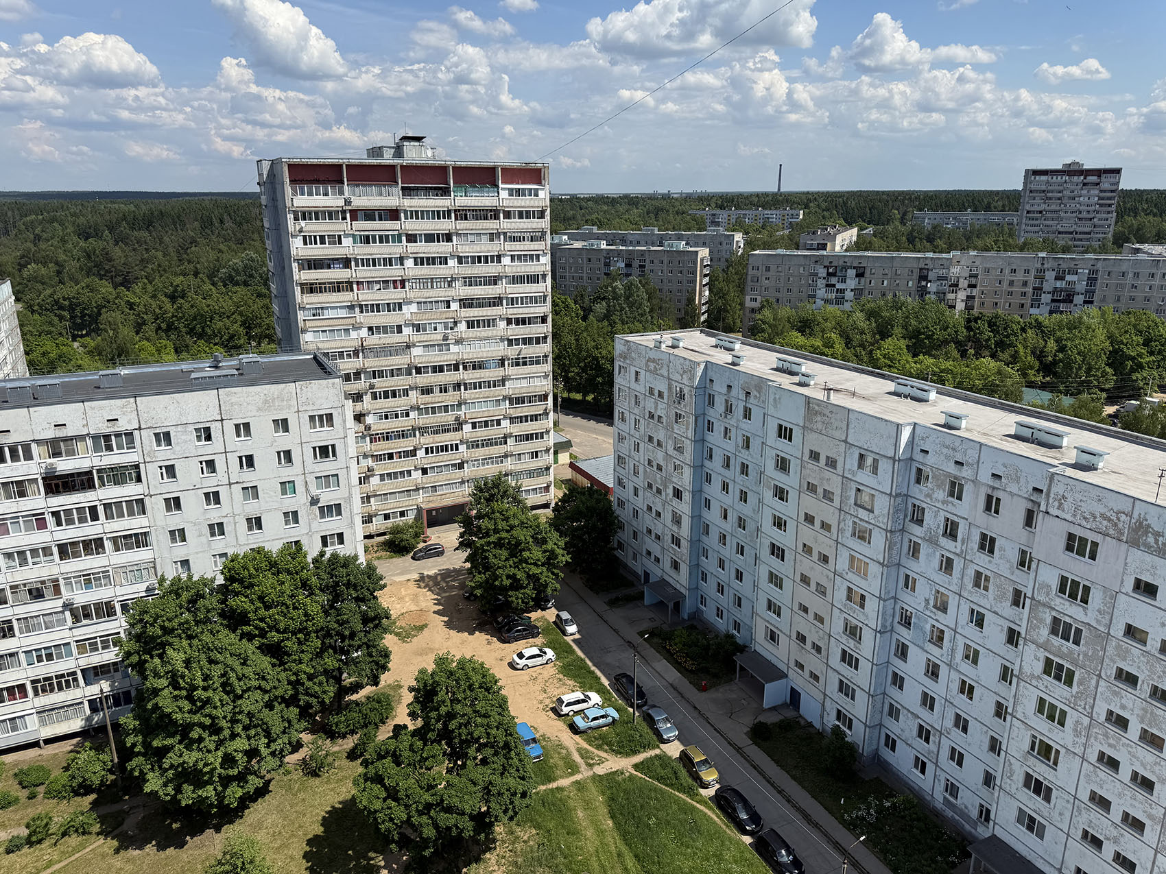 Ярцево, Проспект Металлургов, 24; Проспект Металлургов, 22; Проспект Металлургов, 28