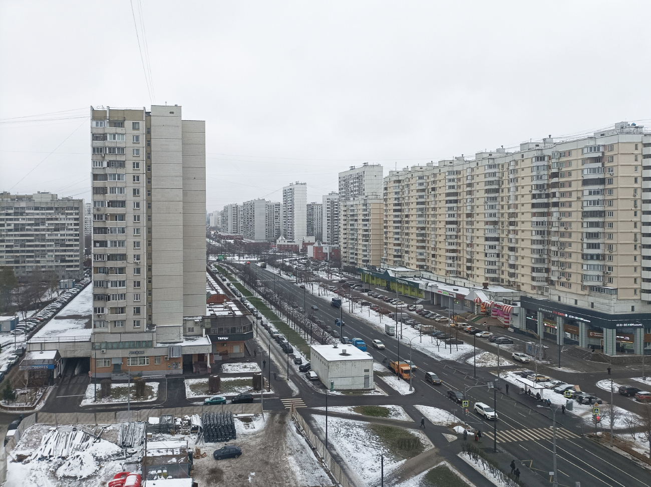 Москва, Братиславская улица, 26; Братиславская улица, 27 корп. 1; Братиславская улица, 23; Братиславская улица, 21 корп. 1; Братиславская улица, 24 (подъезды 5-6); Братиславская улица, 25
