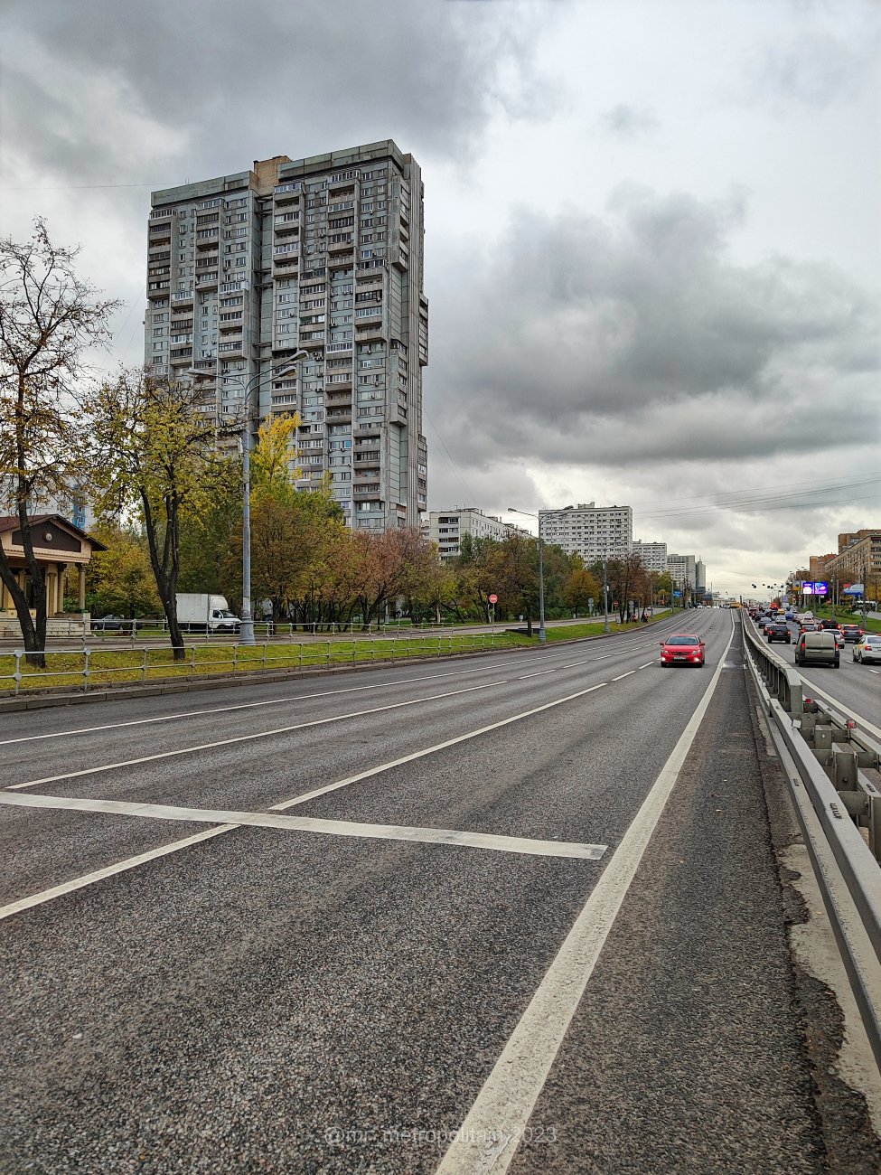Москва, Большая Черкизовская улица, 20 корп. 1; Большая Черкизовская улица, 18 / 2-я Пугачёвская улица, 1; Большая Черкизовская улица, 16 / 2-я Пугачёвская улица, 2