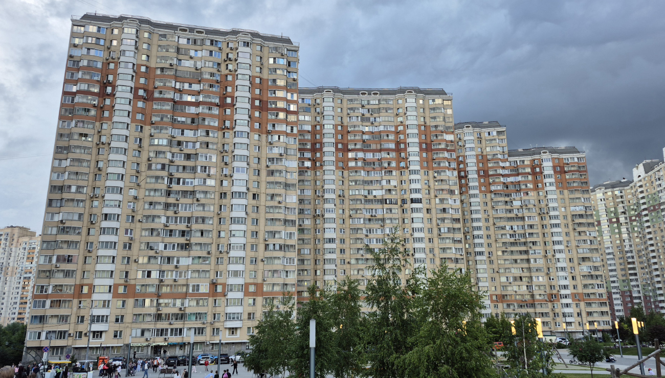 Красногорск, Красногорский бульвар, 28; Красногорский бульвар, 32; Красногорский бульвар, 34