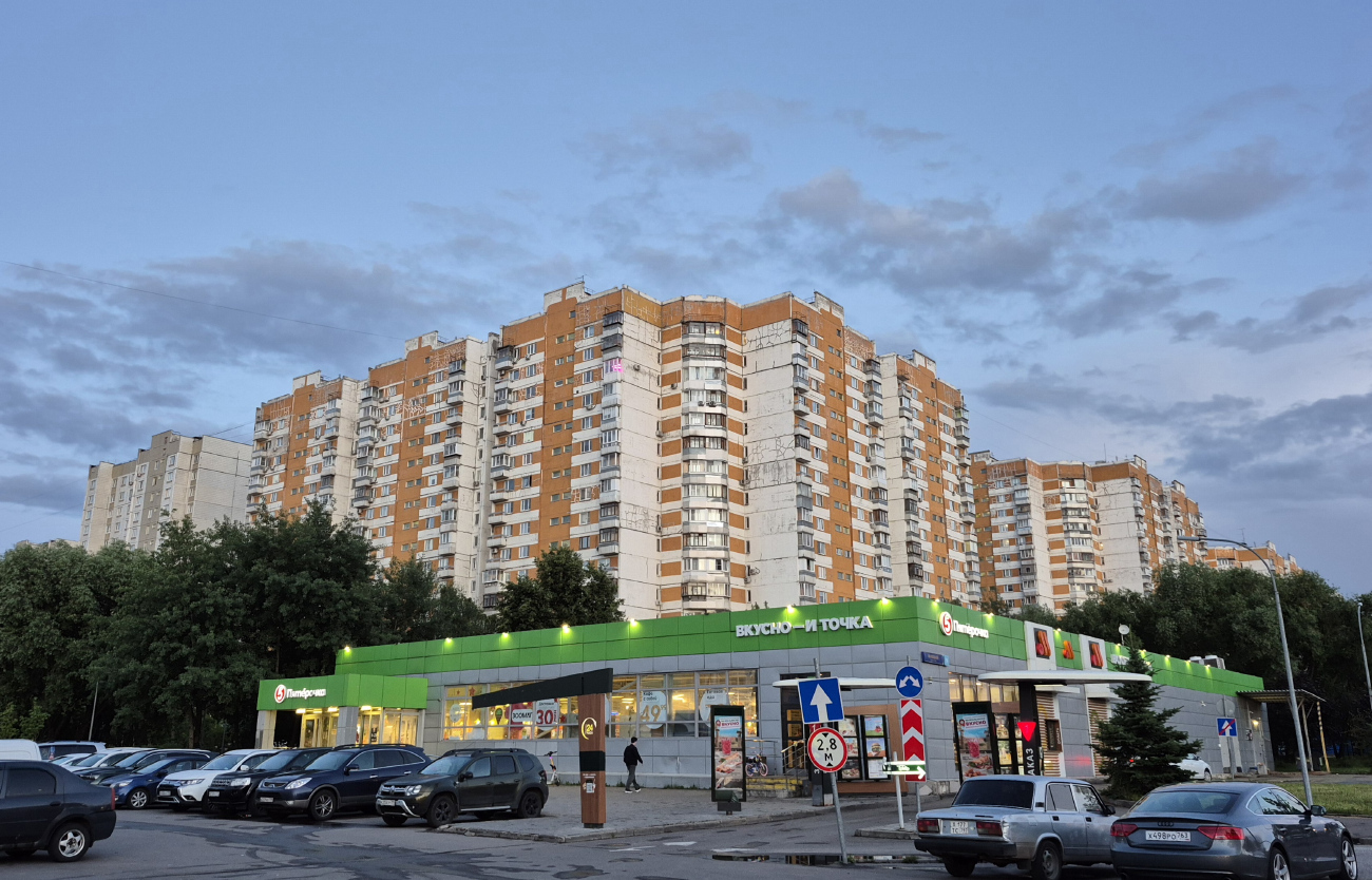 Москва, Волоцкой переулок, 9; улица Генерала Белобородова, 12