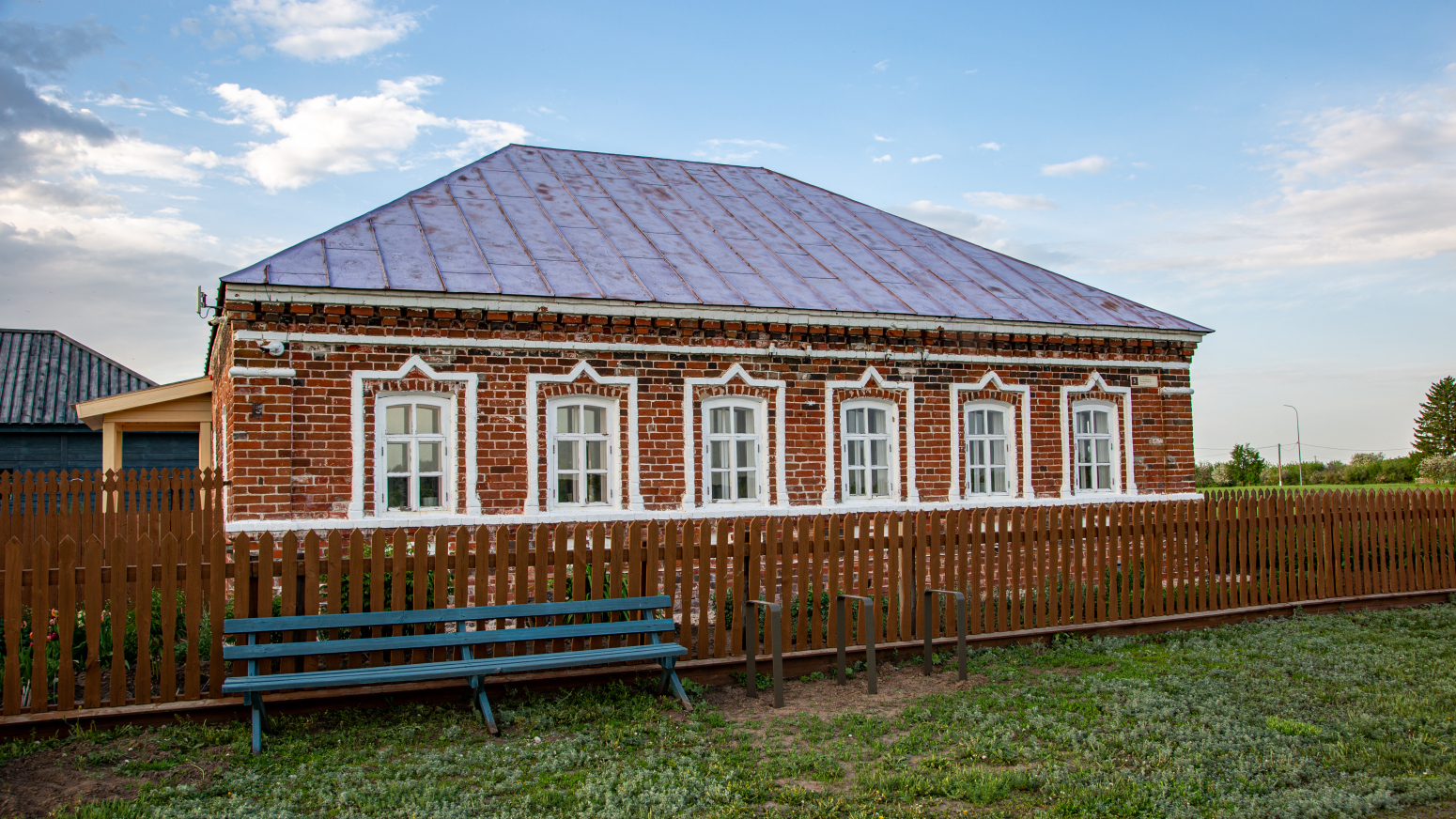 Спасский район, прочие н.п, с. Болгар, улица Назаровых, 5