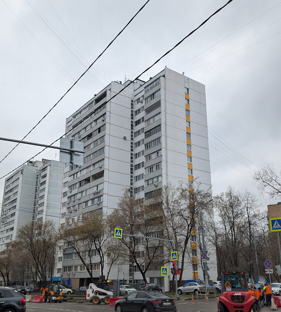 Москва, Улица Лётчика Бабушкина, 37 корп. 2
