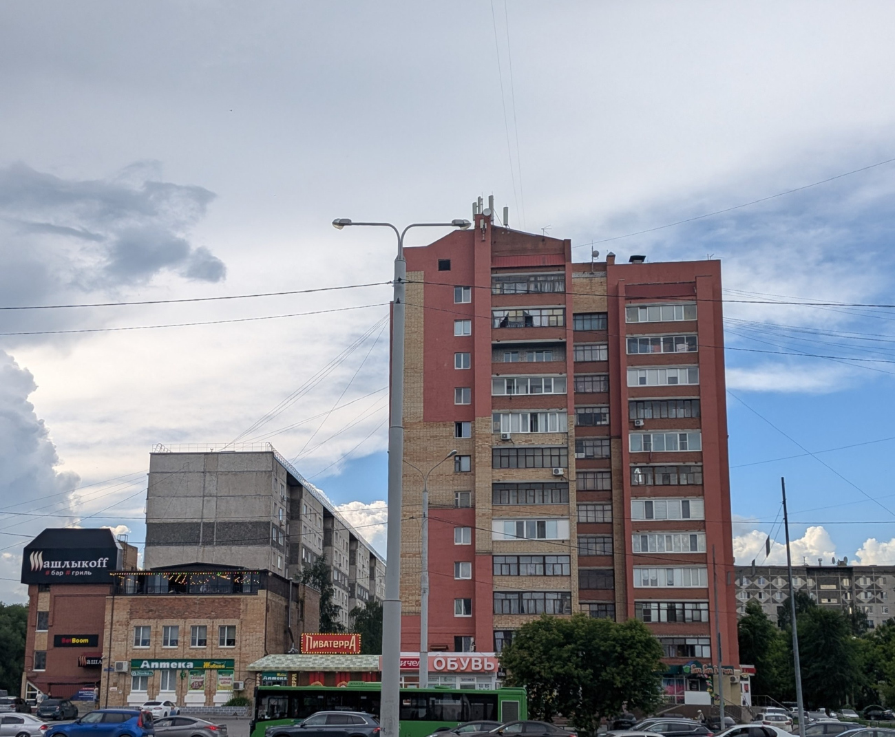 Тюмень, Улица Пермякова, 62 корп. 1; Улица Пермякова, 62; Широтная улица, 63
