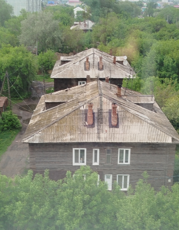 Омск, Мельничная улица, 66 / Улица Можайского, 2; Мельничная улица, 64; Мельничная улица, 58 / Улица Александра Матросова, 1