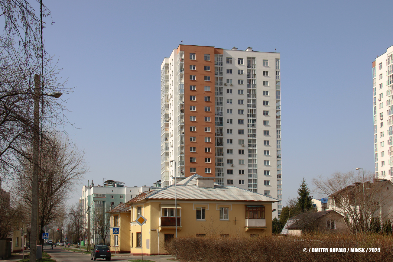 Минск, Разинская улица, 66; Улица Щорса, 4А
