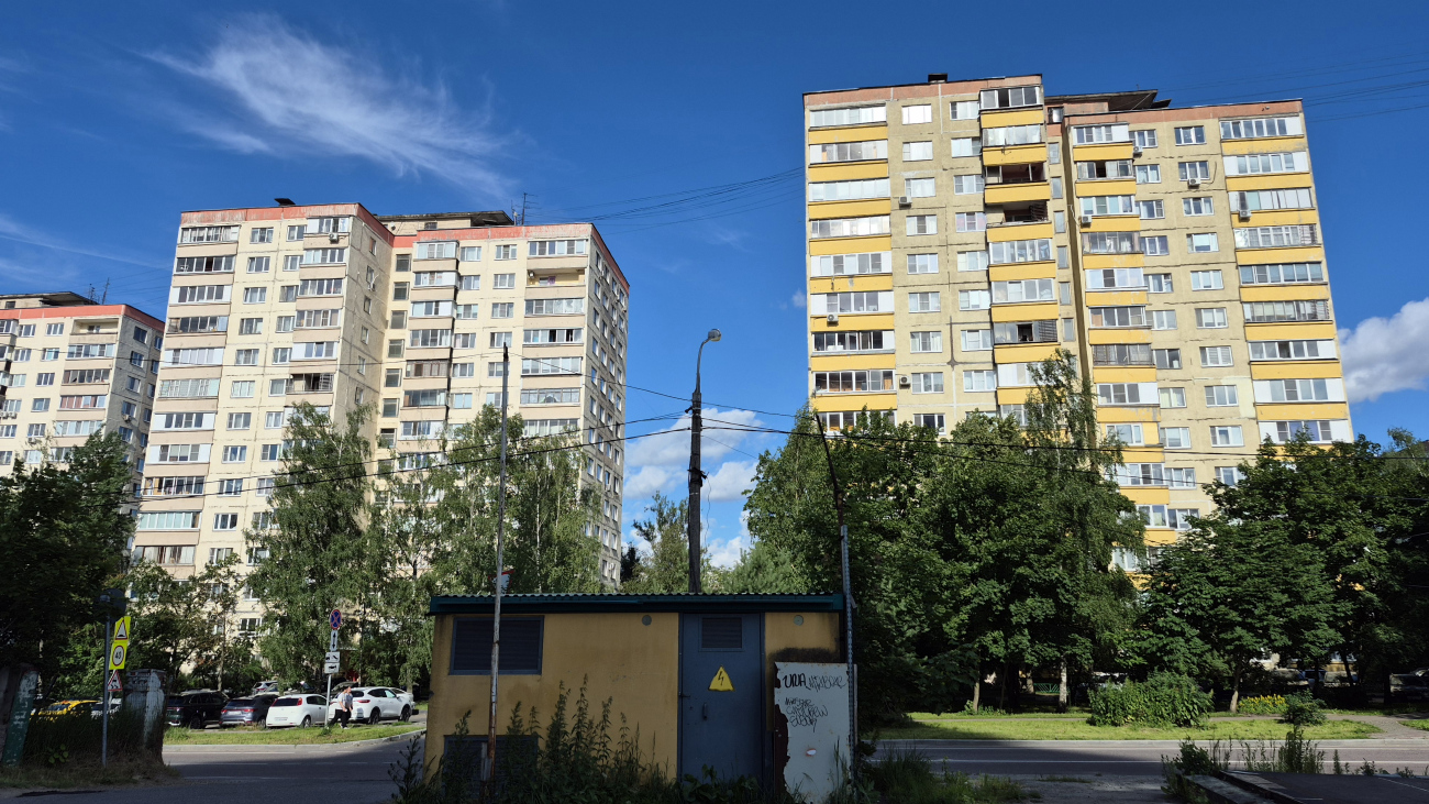 Красногорск, Улица Карбышева, 33 корп. 1; Улица Карбышева, 33