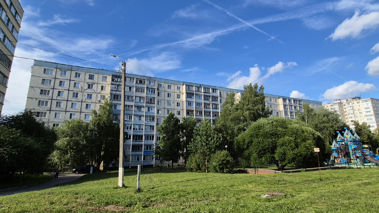Красногорск, Улица Карбышева, 27 корп. 1