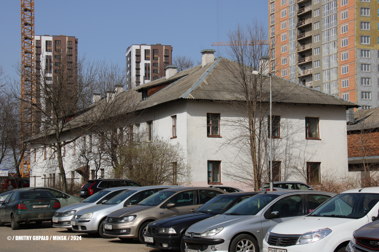 Минск, Улица Декабристов, 29 / 3-я улица Щорса, 10