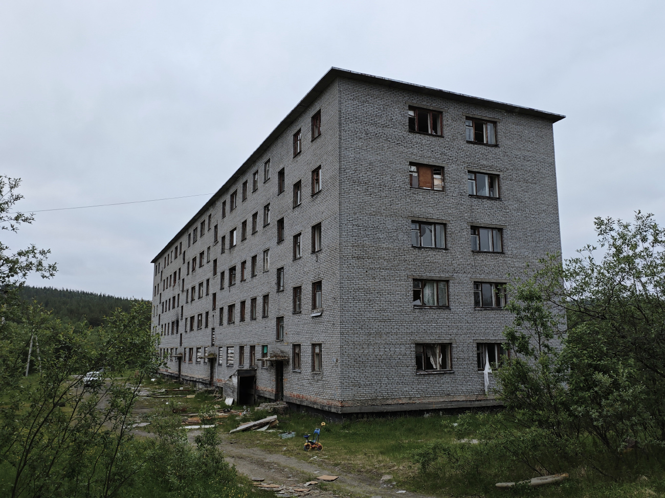 Кольский район, прочие н.п., Пос. Песчаный, улица Ткачева, 1