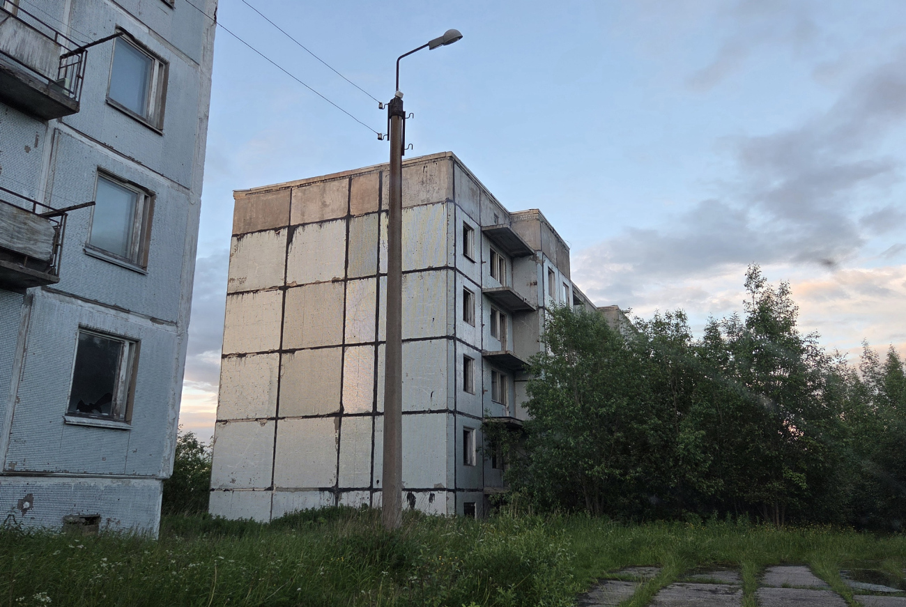 Полярнозоринский район, прочие н.п., н.п. Африканда, Гвардейская улица, 14