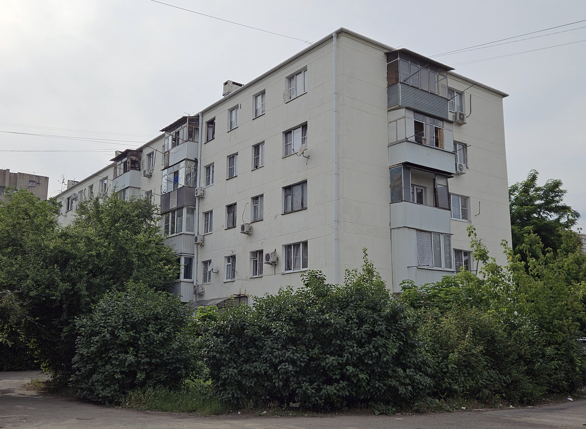 Краснодар, Улица имени Дзержинского, 105