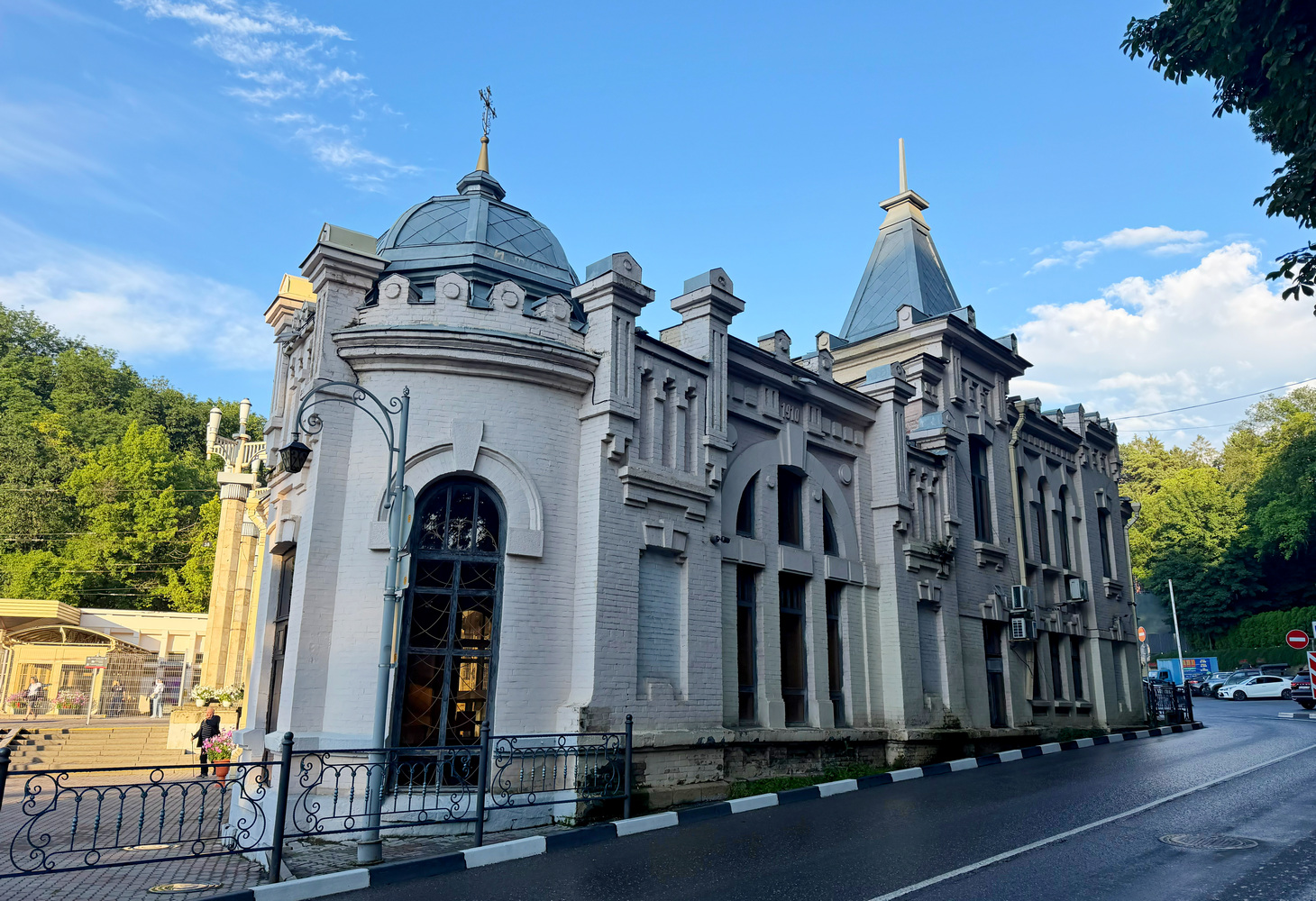 Кисловодск, Вокзальная улица, 13
