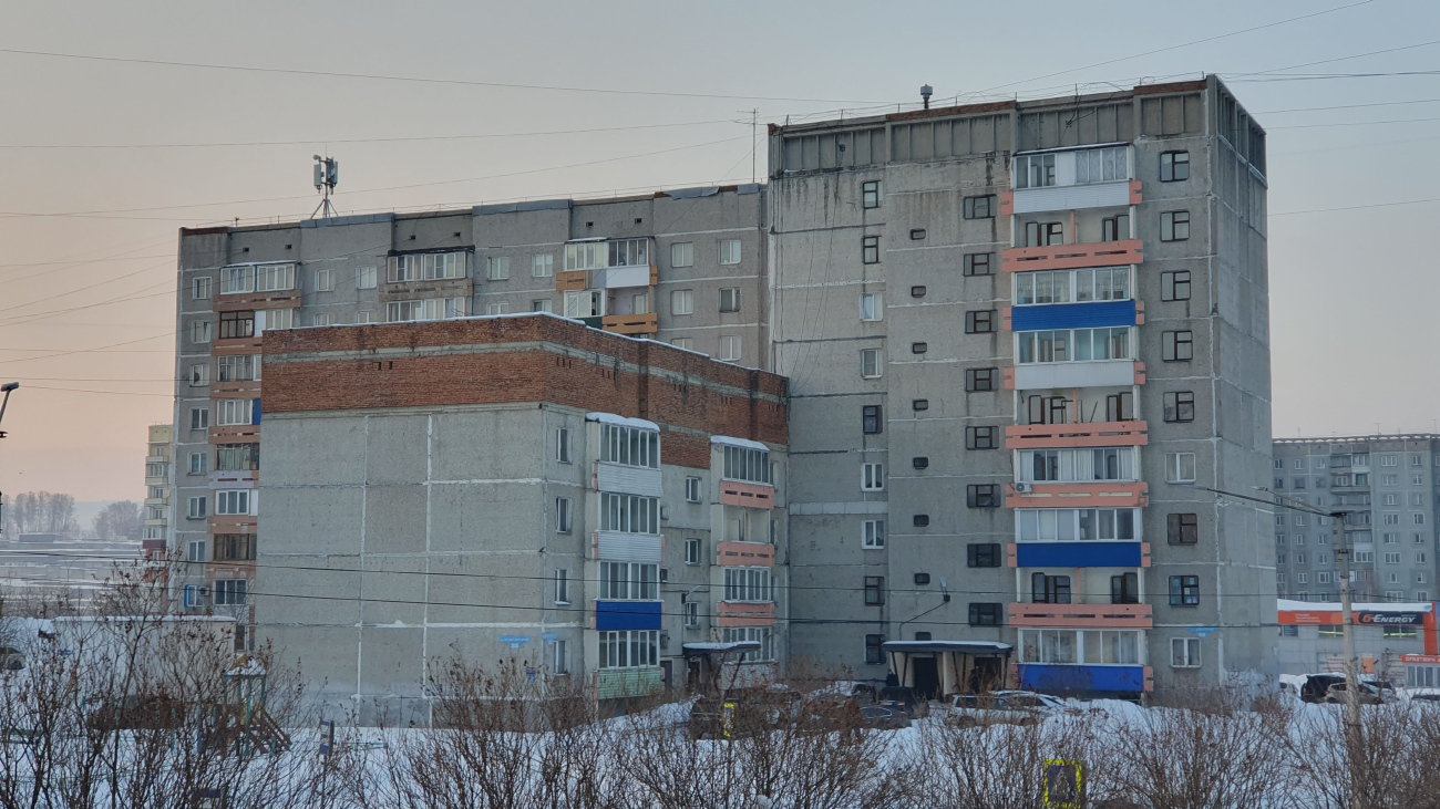 Новокузнецк, Проспект Авиаторов, 66; Проспект Архитекторов, 33; Проспект Авиаторов, 68
