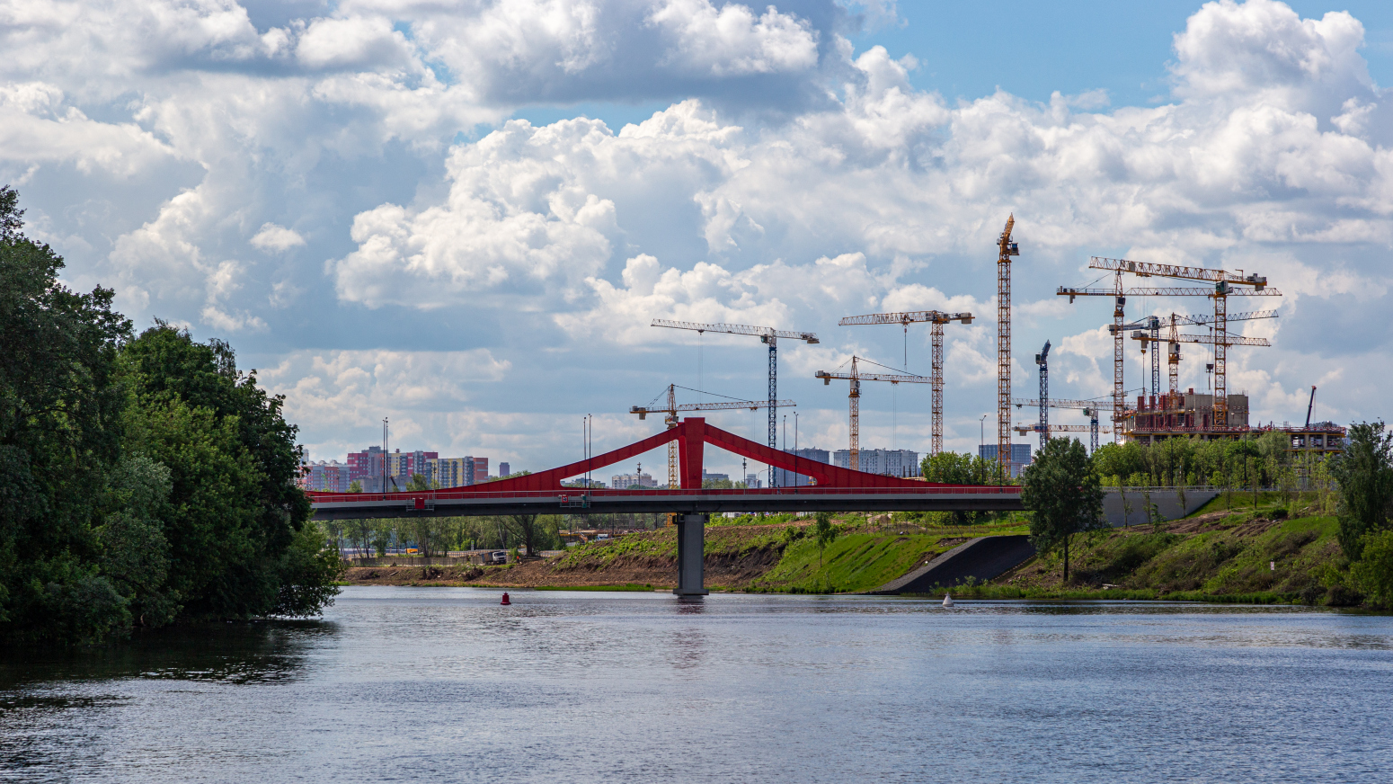 Москва, Улица Мясищева, Гагаринский мост