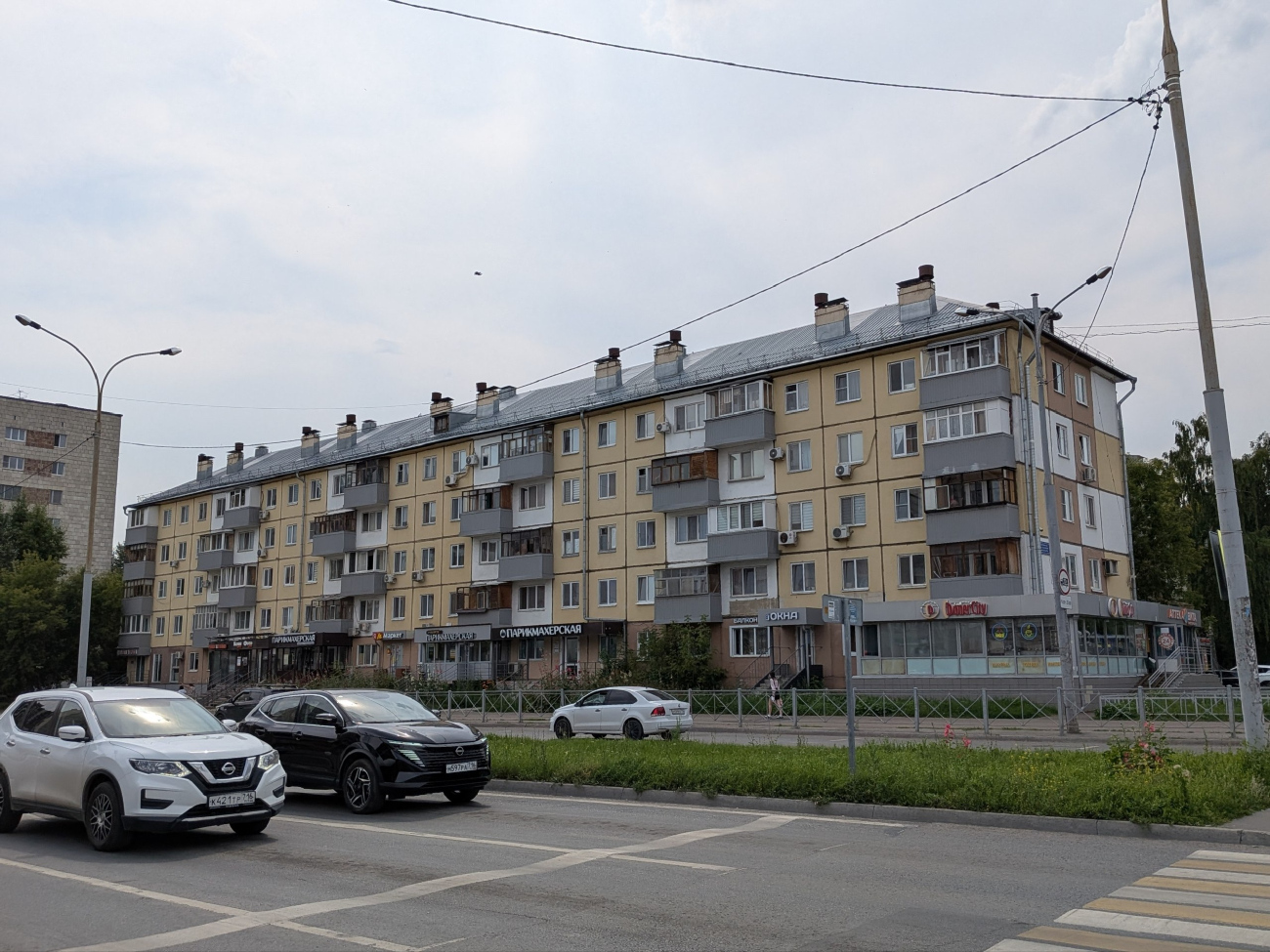 Казань, Улица Восстания, 1 / Улица Короленко, 79