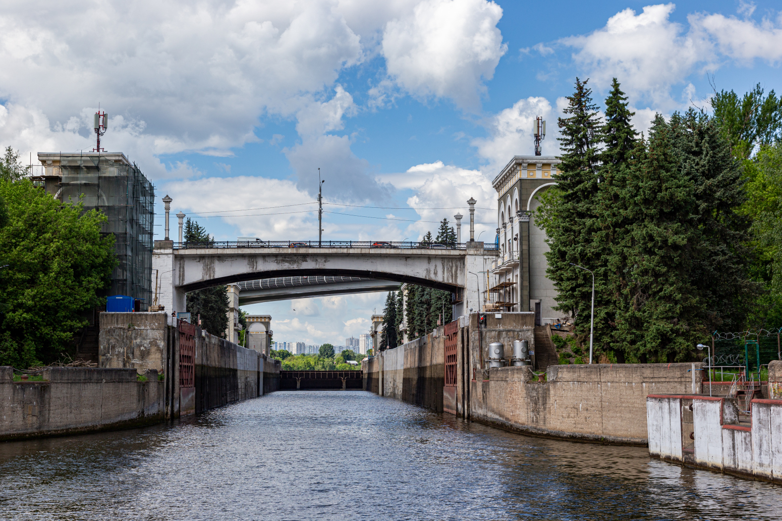 Москва, Карамышевская набережная, Карамышевский шлюз