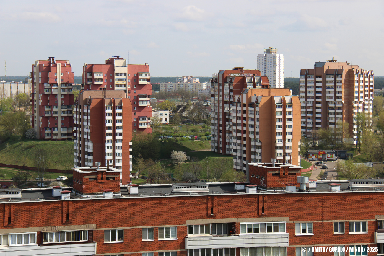 Минск, Улица Варвашени, 13 корп. 3; Улица Варвашени, 13 корп. 2; Алтайская улица, 64 корп. 4; Алтайская улица, 64 корп. 5; Улица Варвашени, 13 корп. 1; Улица Варвашени, 13 корп. 4. Минск — Панорамы